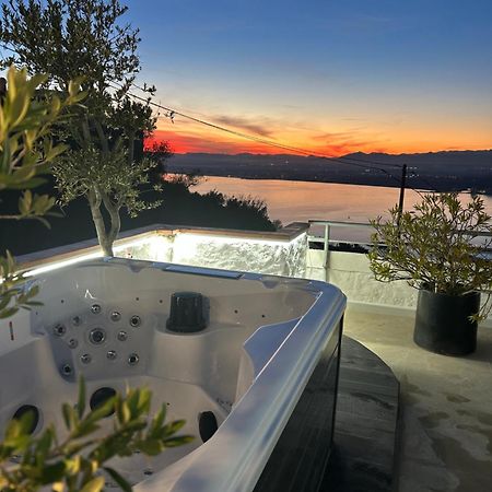 Appartement Duplex Rosas Avec Terrasse Magnifique Jacuzzi Vue Mer Exterior foto